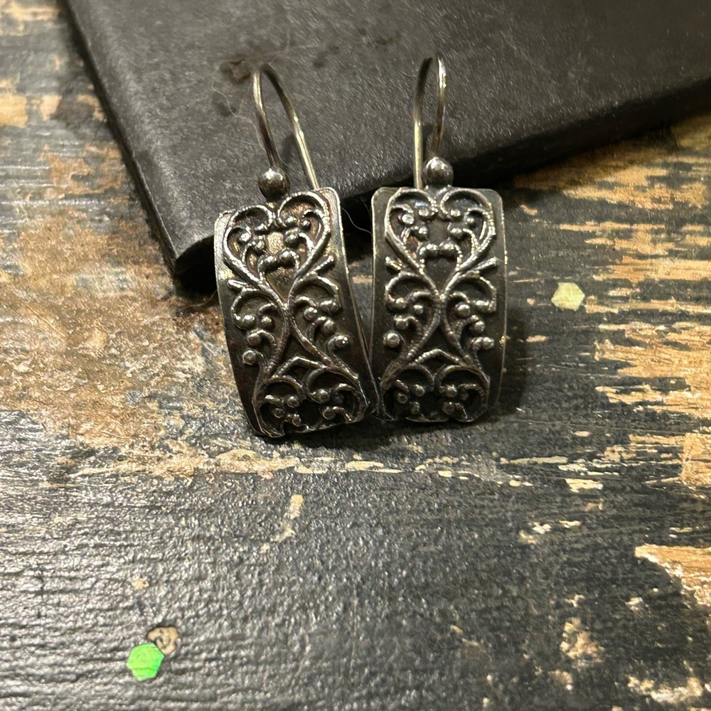 Vintage Marked Sterling Silver Heart Filigree Drop Earrings